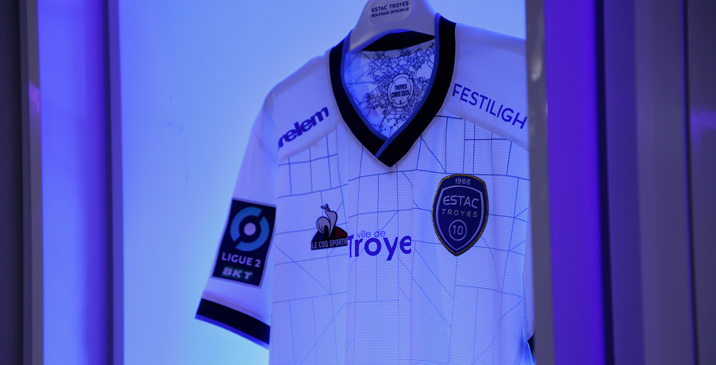 Maillot stylé Troyes AC